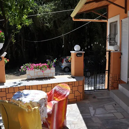 Ponte Rossa Апартаменты Палеокастрица