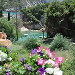 Ponte Rossa Paleokastritsa